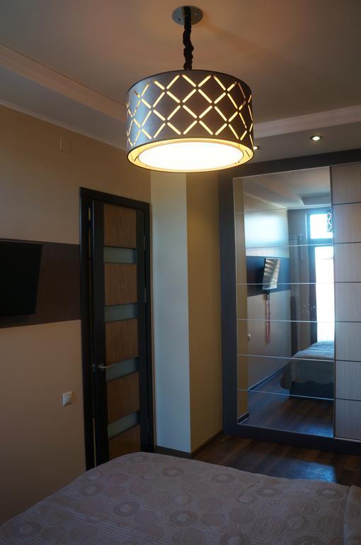 Apartment With Summer Terrace Батуми Номер фото