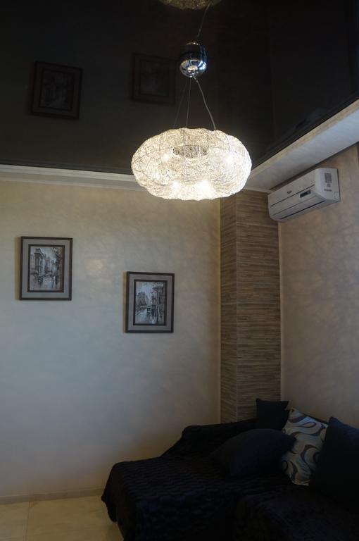 Apartment With Summer Terrace Батуми Номер фото